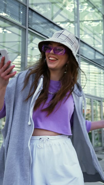 Joyful Urban Dancer Captures the Rhythm of the City