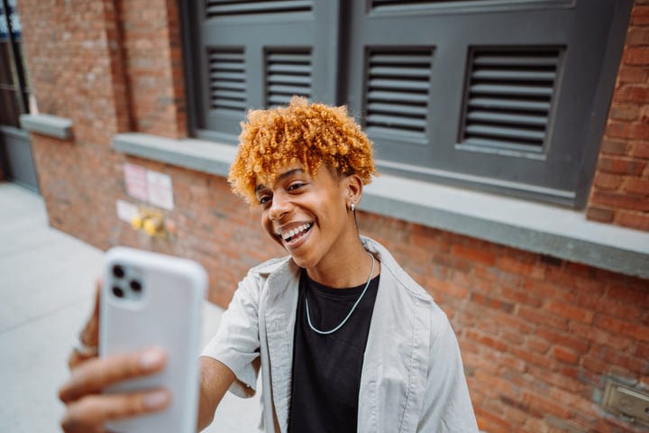 Youthful Energy Captured In A New York Selfie Moment