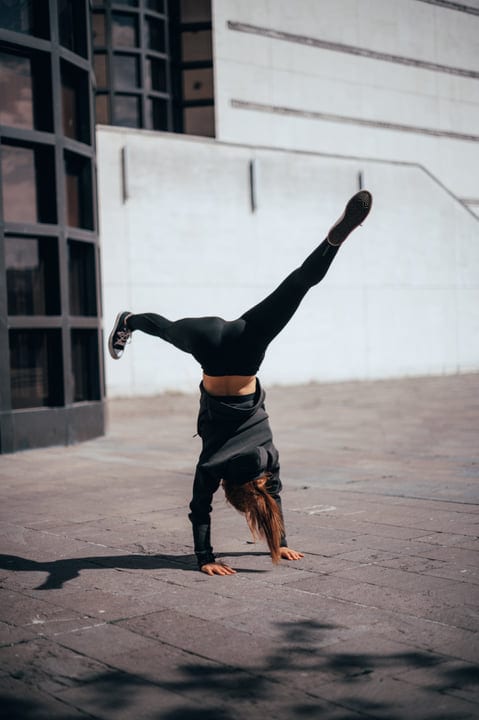 Fearless Woman Conquers Urban Jungle With Parkour Moves