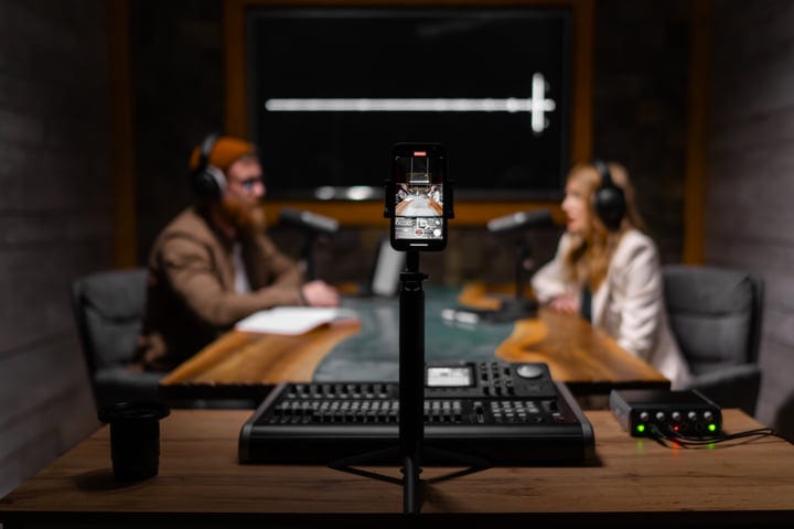 Capturing Authentic Conversations In A Modern Studio Setup