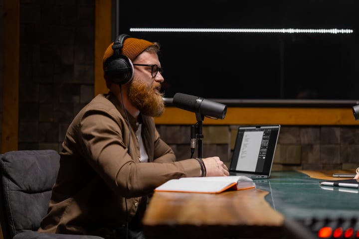 Podcaster Engages Audience With Passionate Discussion